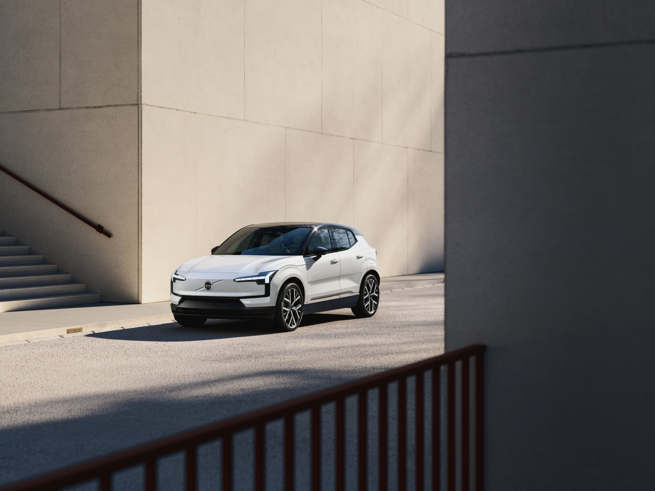 volvo ex30 .jpg