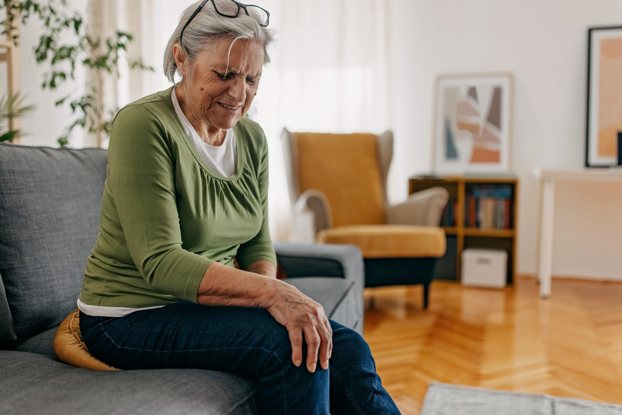 453739 osteoarthritida pos o zestos kairos kai i kinisi voithoun ta gonata.jpg
