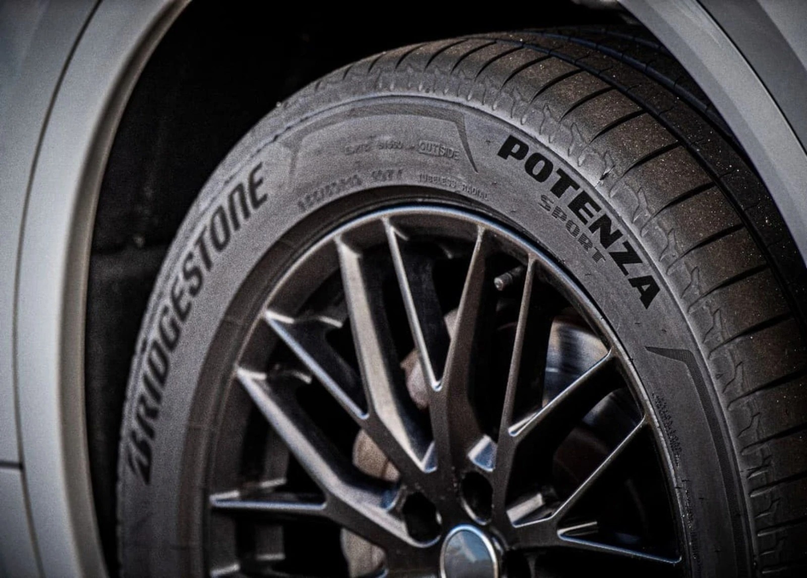 bridgestone potenza sport 6 1.jpg
