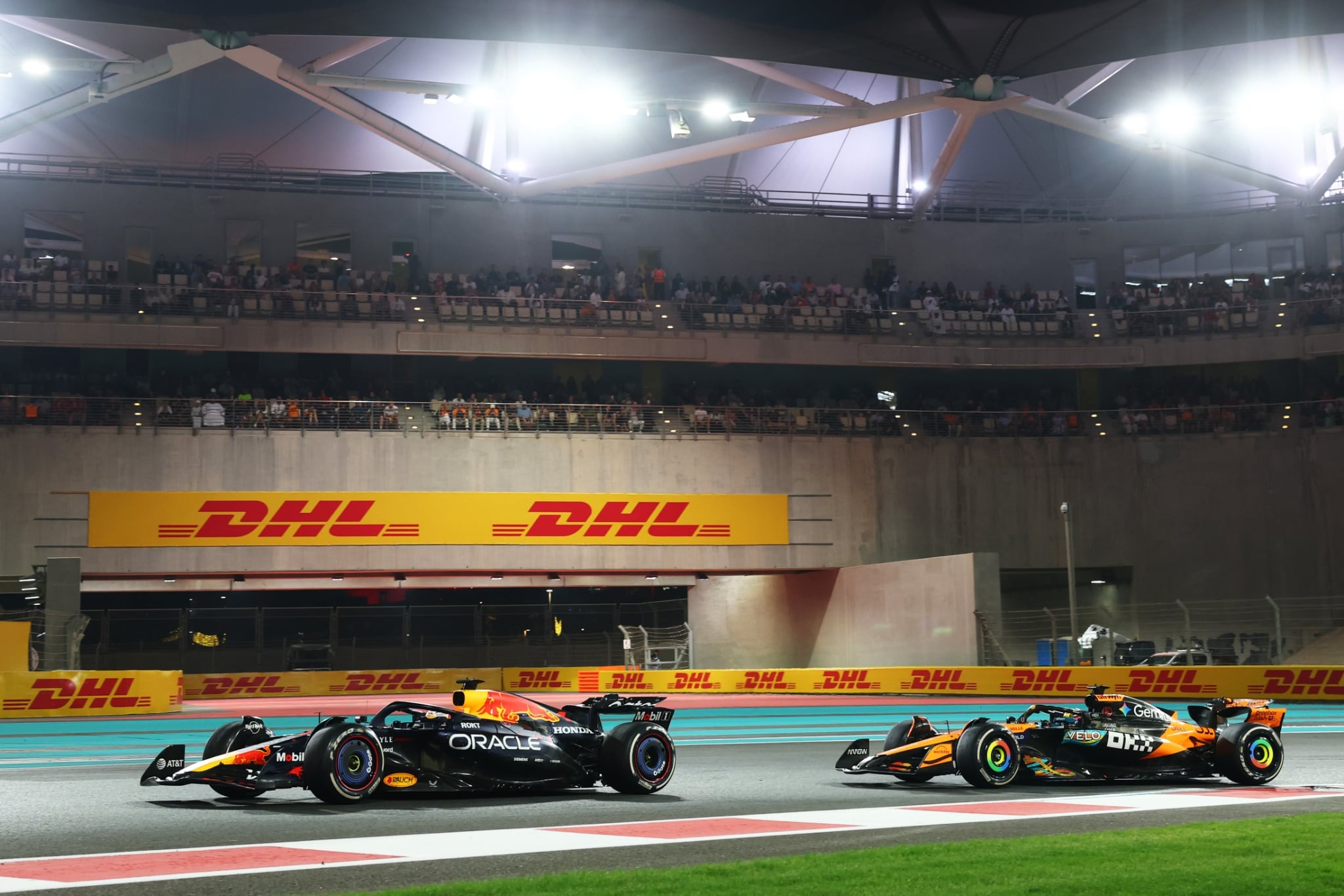 formula 1 lando norris vs max verstappen .jpg