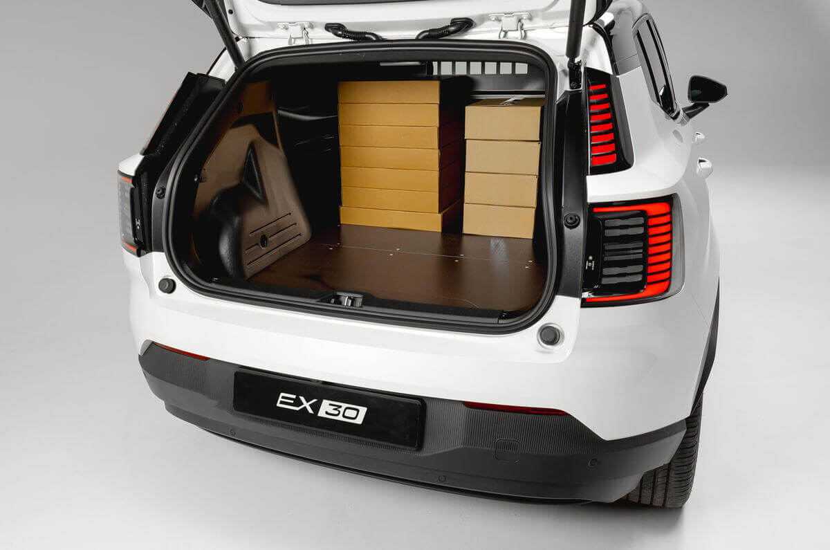 volvo ex30 cargo 2 0.jpg