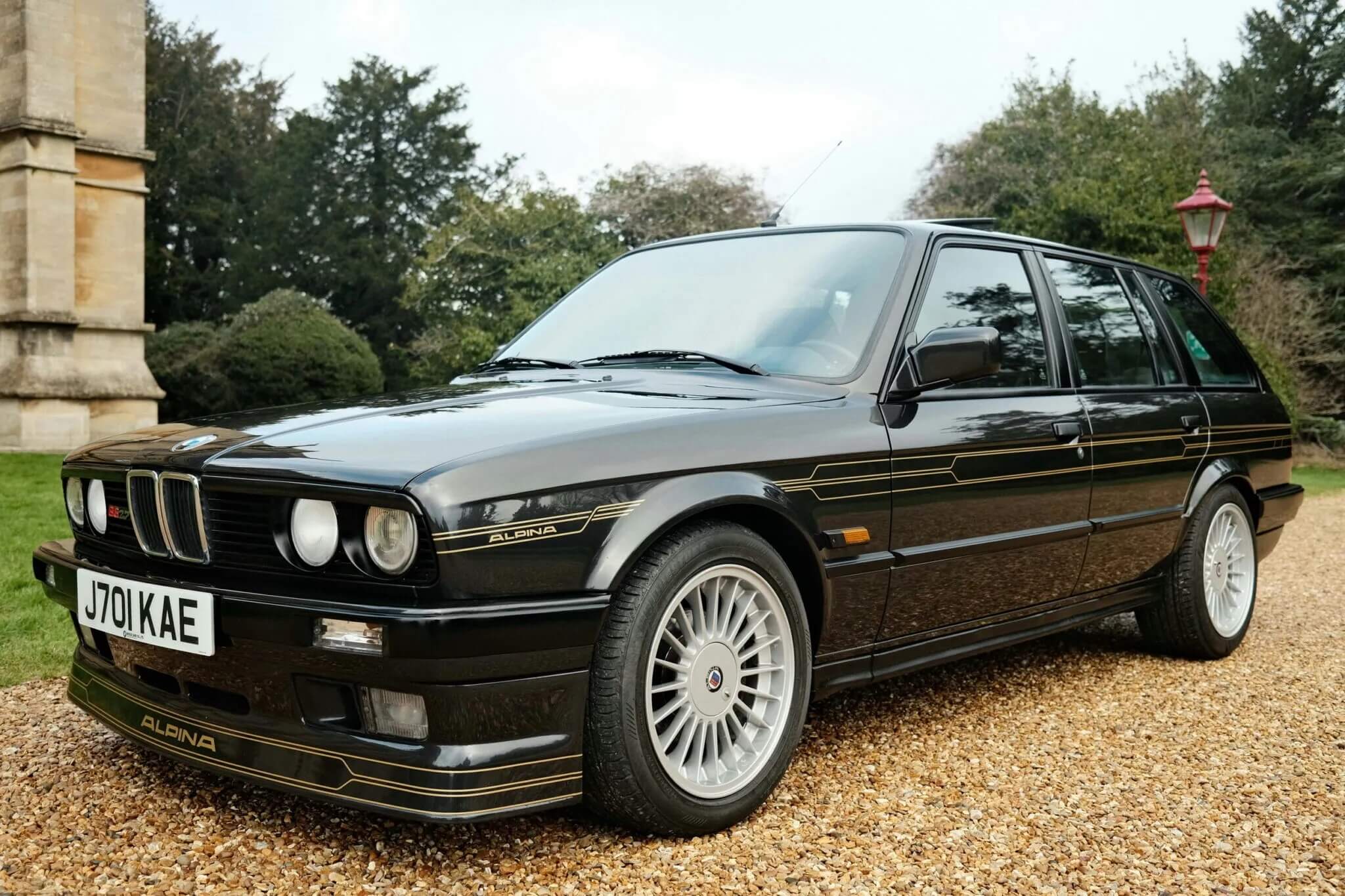 1991 bmw alpina b6 2.7 touring 3 2048x1366.jpg
