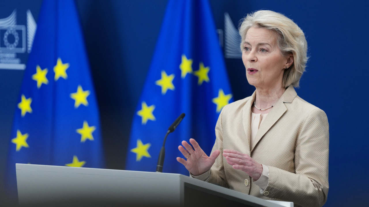 ap26077420193680ursula von der leyen.jpg