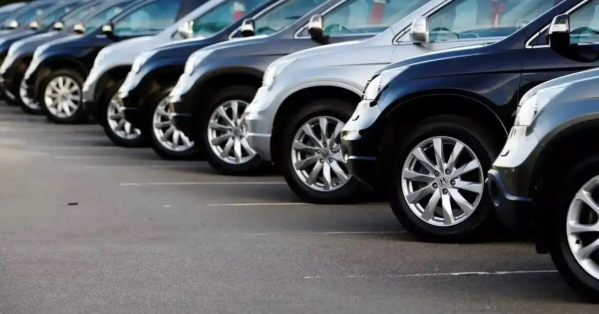 cars reuters 1200x630.jpg