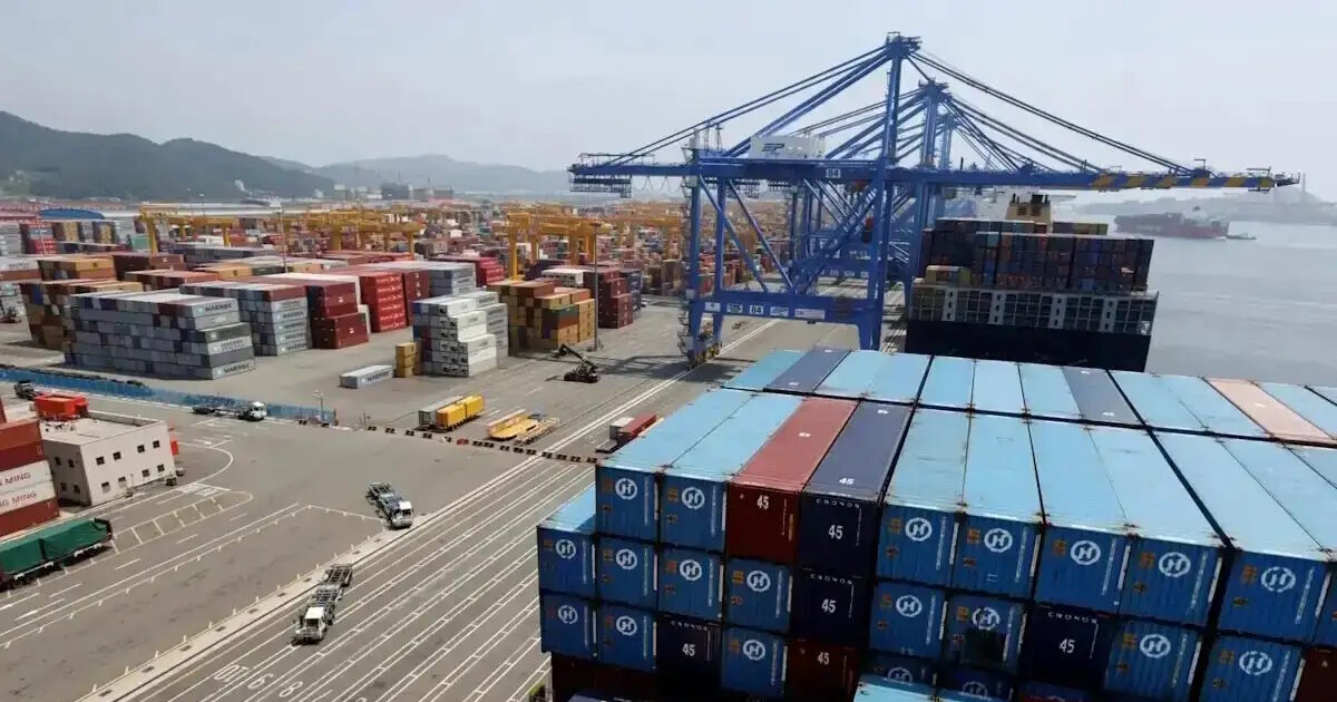 containers exports reuters scale 1200x675 1 1200x630.jpg