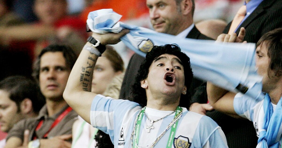 diego maradona 1200x630.jpg