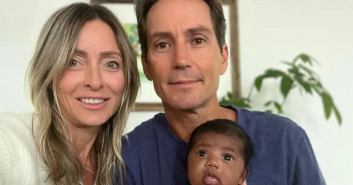 florida couple 1200x630.jpg