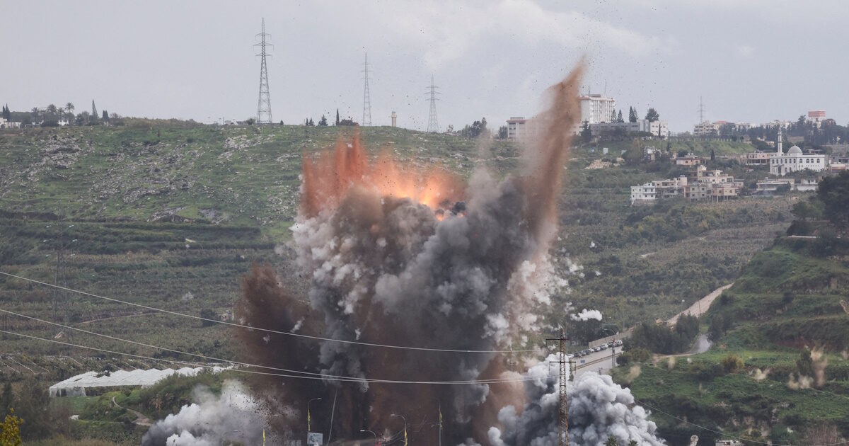 iran explosion1 1200x630.jpg