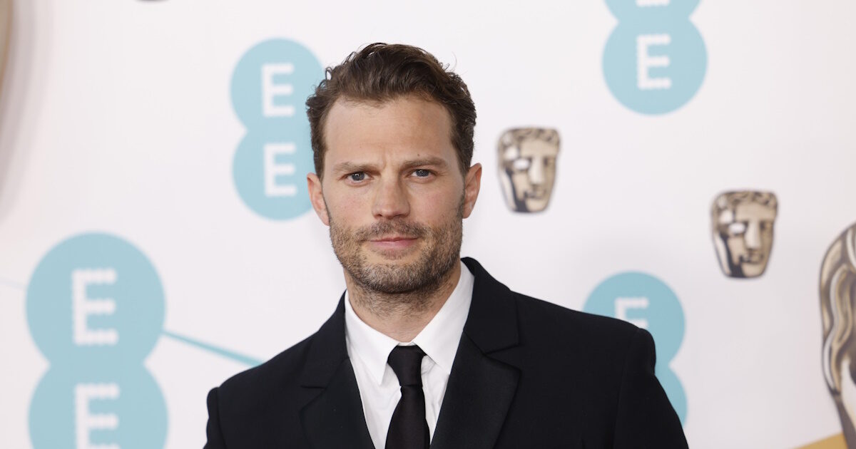 jamie dornan 1200x630.jpg