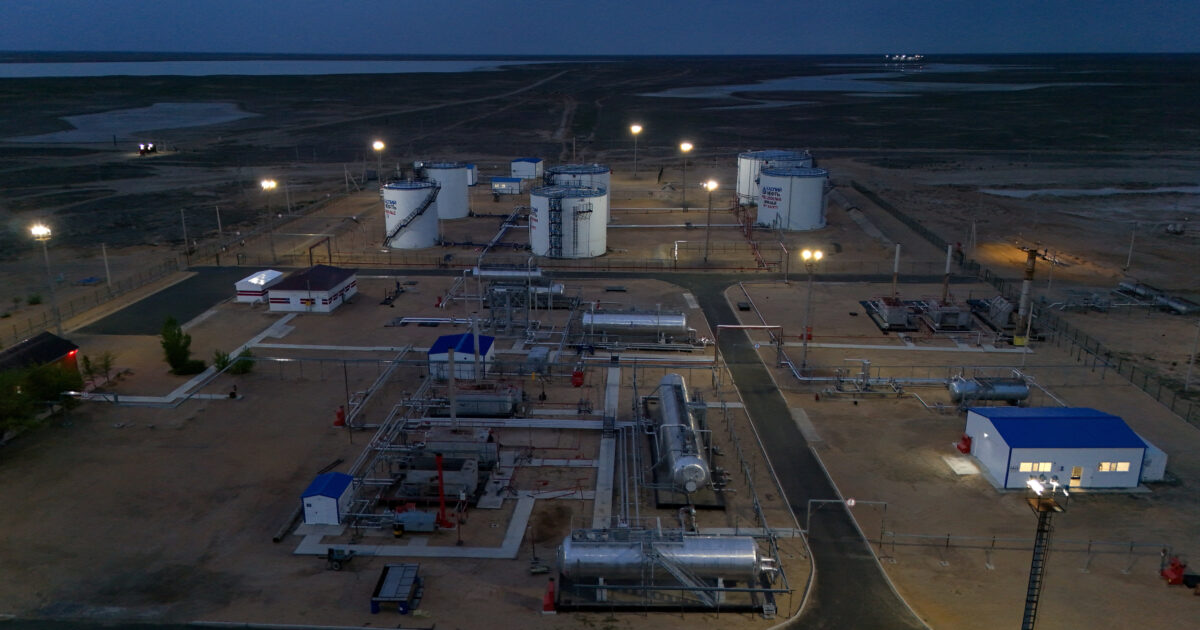 oil field reuters 1200x630.jpg