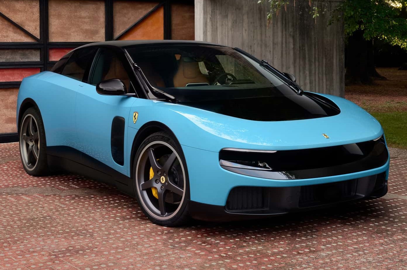 ferrari luce 1.jpg