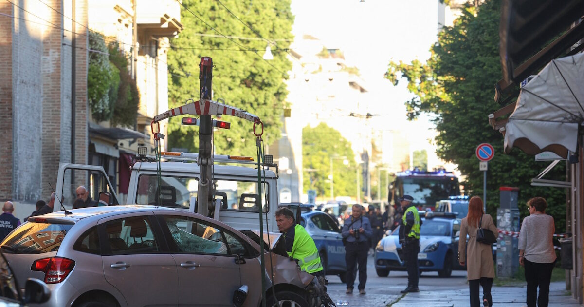 italy car2 1200x630.jpg