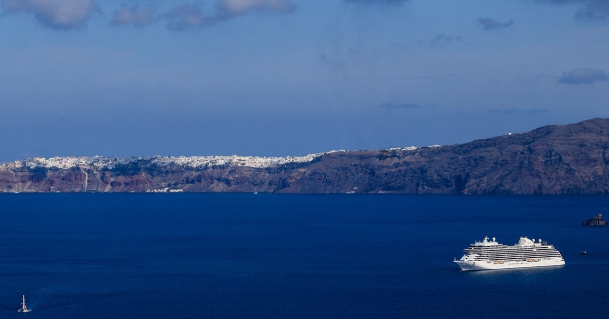 krouazieroploio santorini eurokinissi 1200x630.jpg