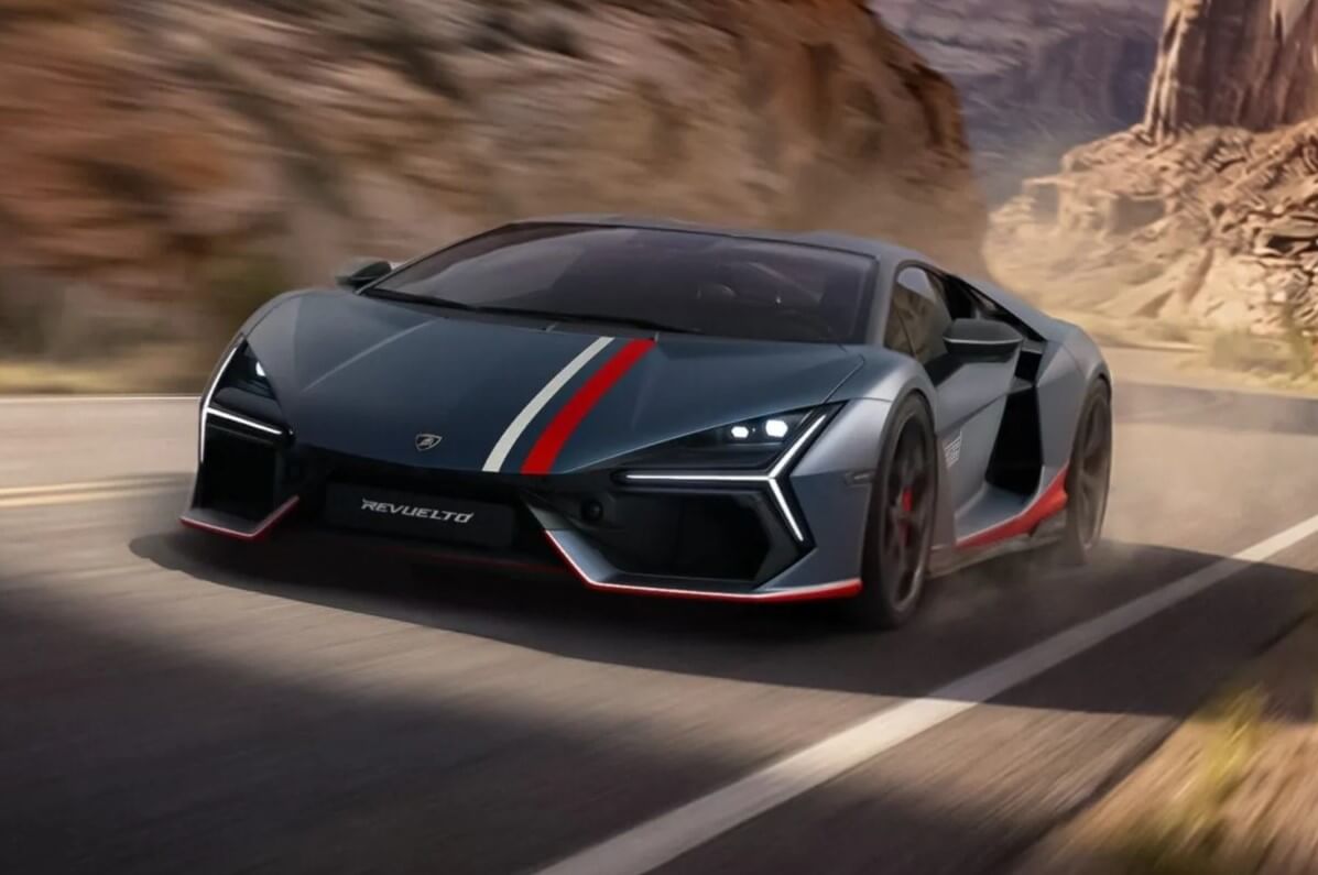 lamborghini revuelto na63 512 4 2048x1143.jpg