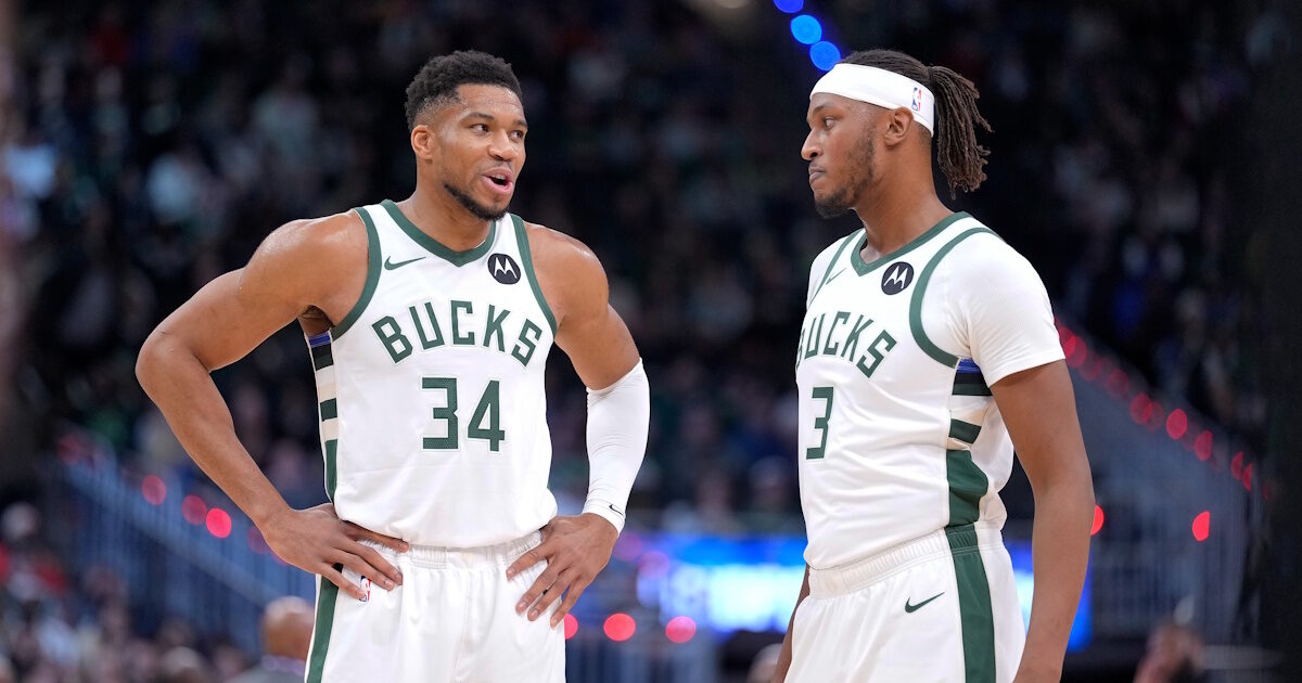 myles turner giannis antetokoynmpo gettyimages 1200x630.jpg
