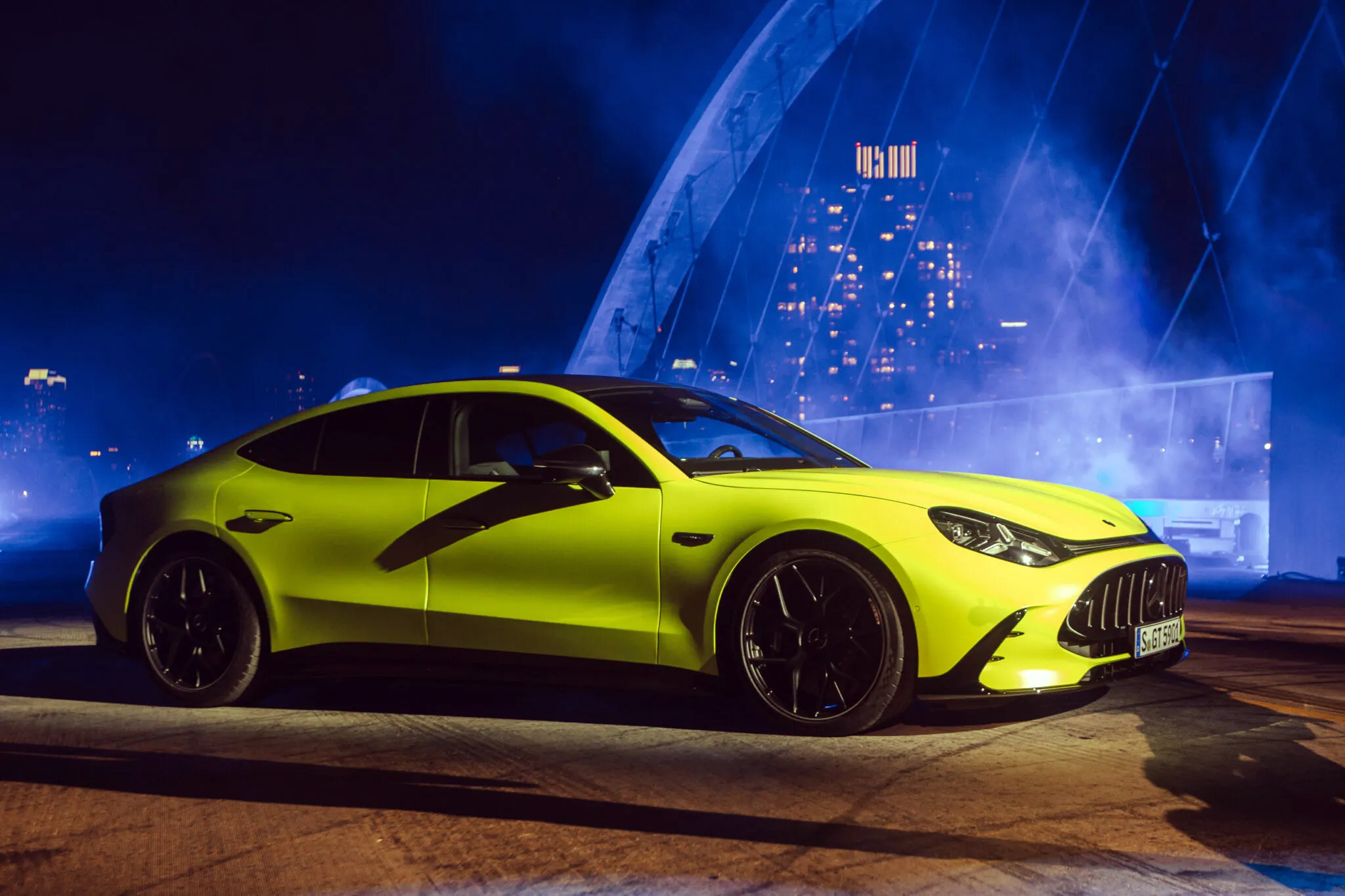 mercedes amg gt 4 door ev 001.jpg