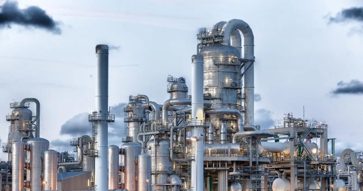 oil industry 1200x630.jpg