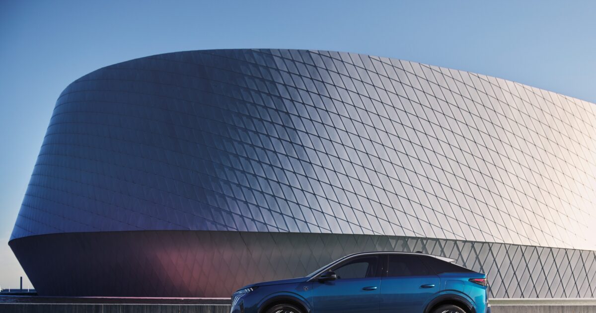 peugeot 3008 1200x630.jpg