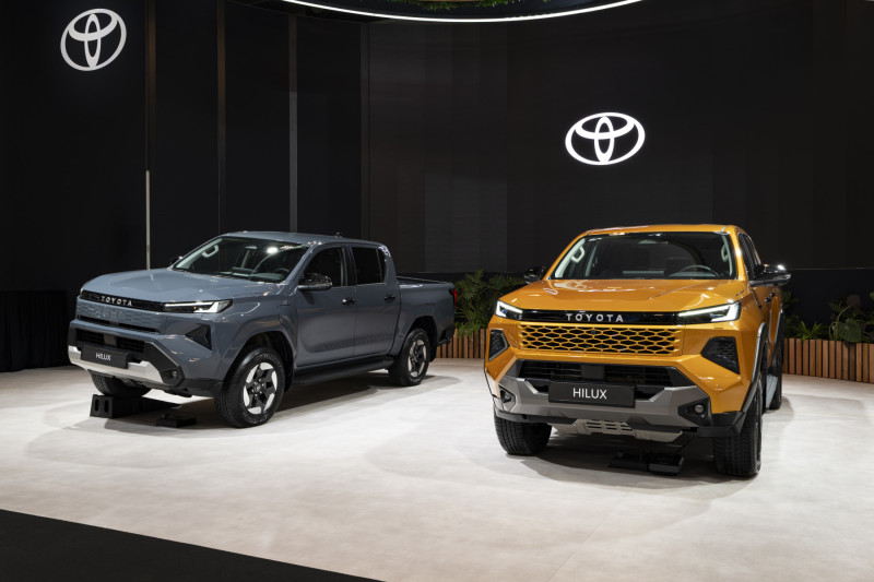 toyota hilux 3.jpg