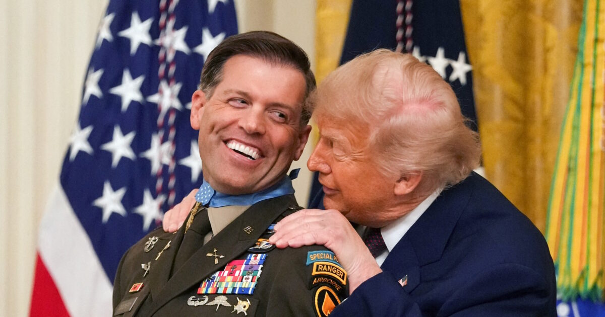 trump kompos reuters 1200x630.jpg