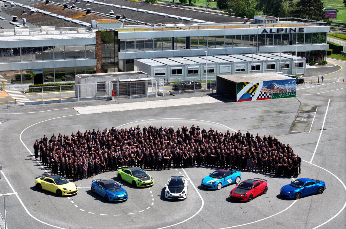 35000 alpine a110 produced at dieppe 5.jpg