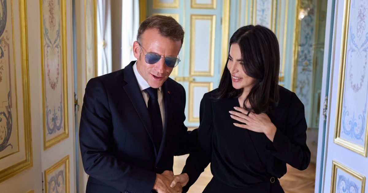 macron 1200x630.jpg