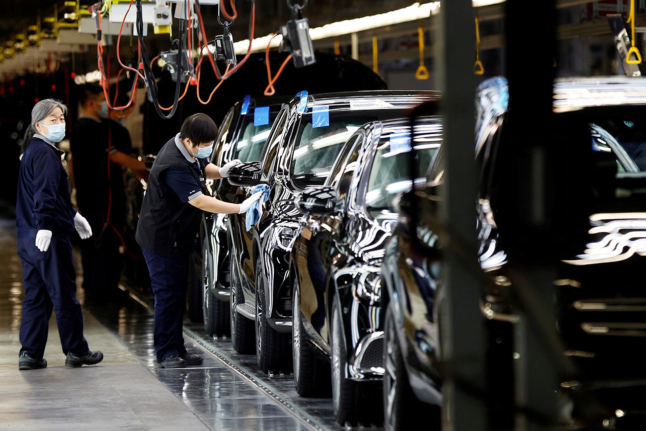 mercedes benz reuters.jpg