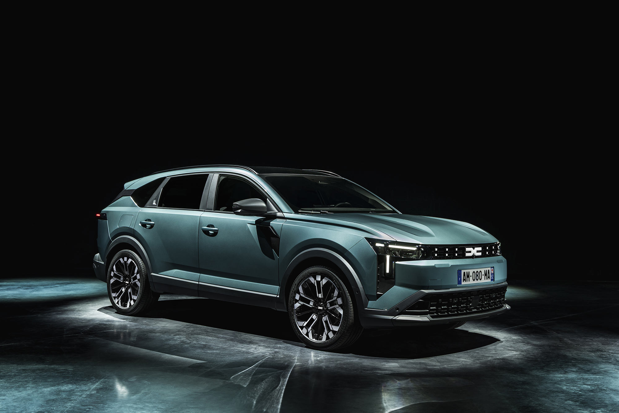 striker hybridcadriencortesi 1.jpg
