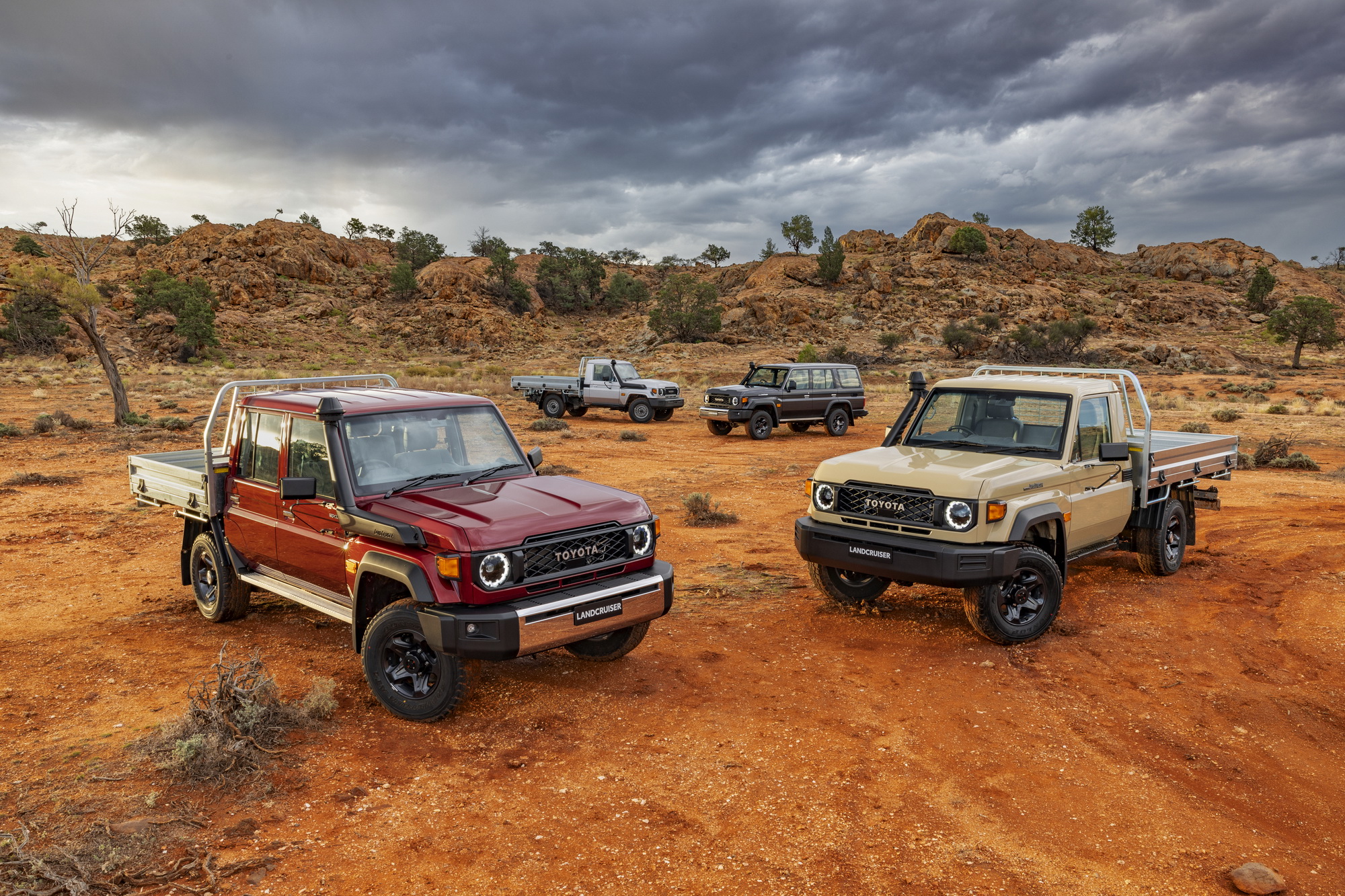 toyota land cruiser 70 635.jpeg
