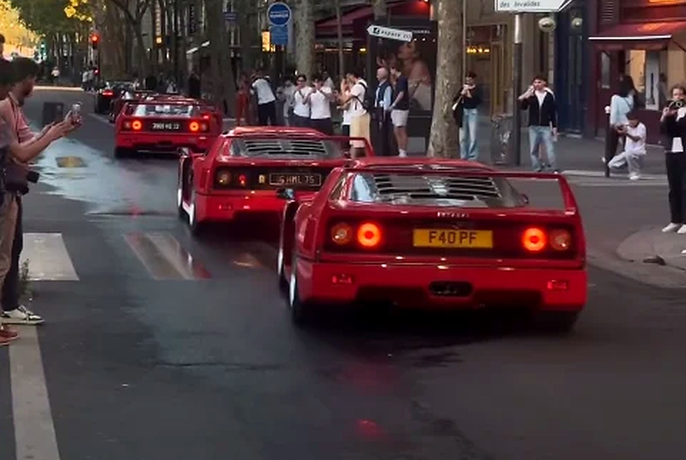 ferrari f40 paris 01.jpg