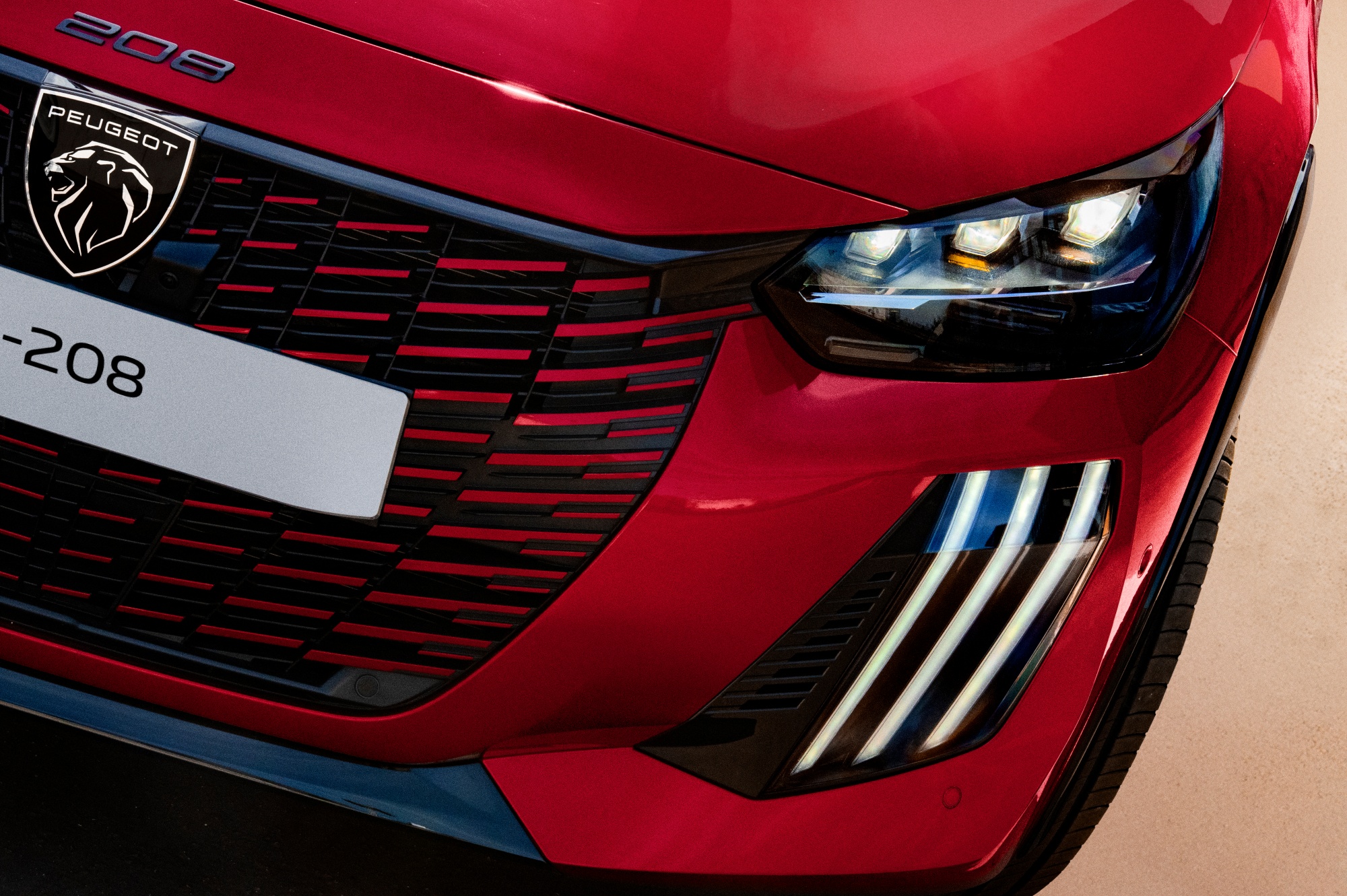 peugeot 208 2.jpg