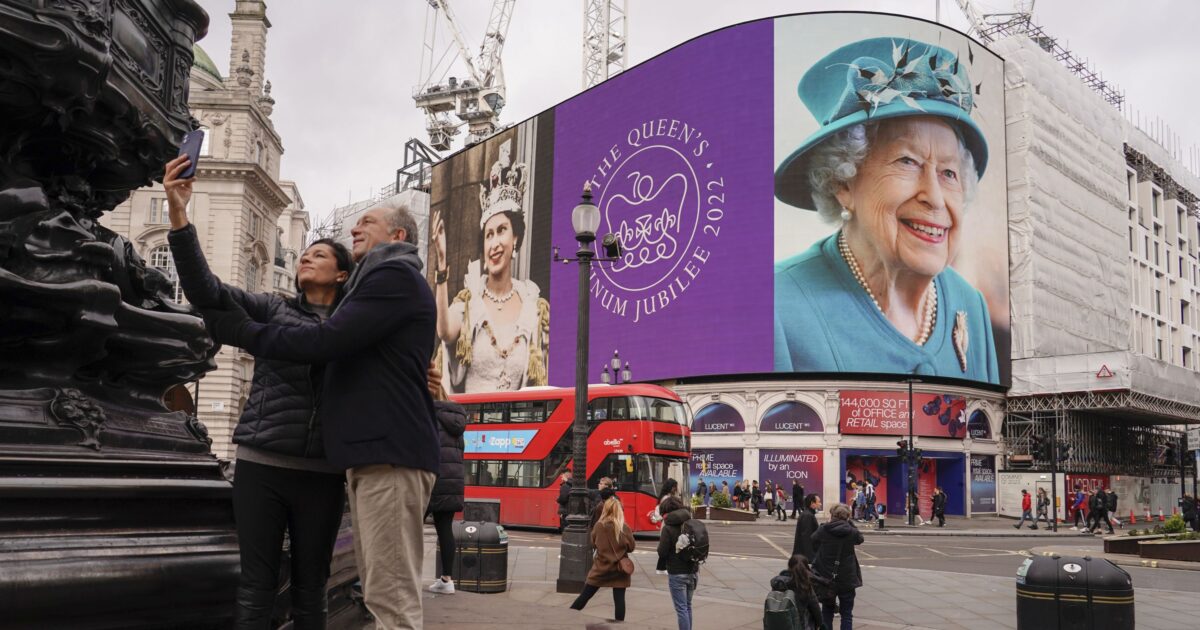 queen 1200x630.jpg
