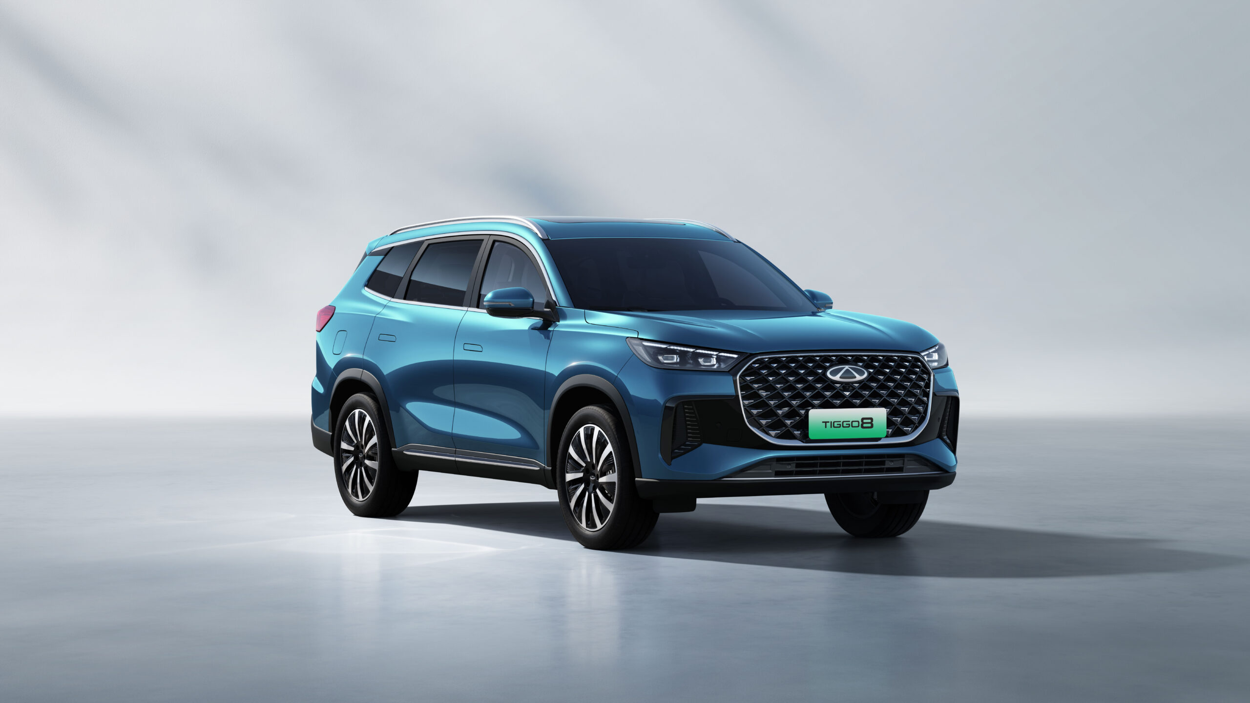 chery tiggo 8 phev 01.jpg