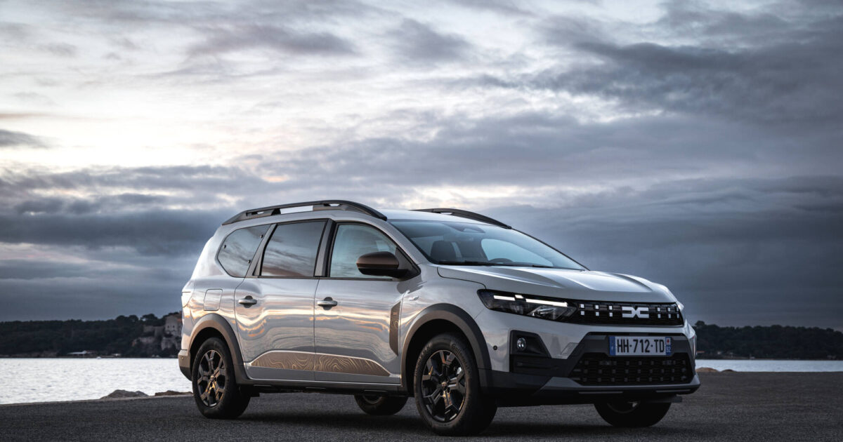 dacia jogger hybrid 155 extreme version 01 1200x630.jpg