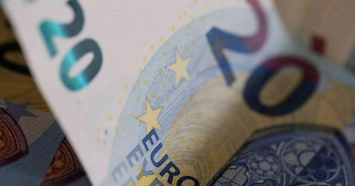eurozone bonds reuters 2 1 1200x630.jpg