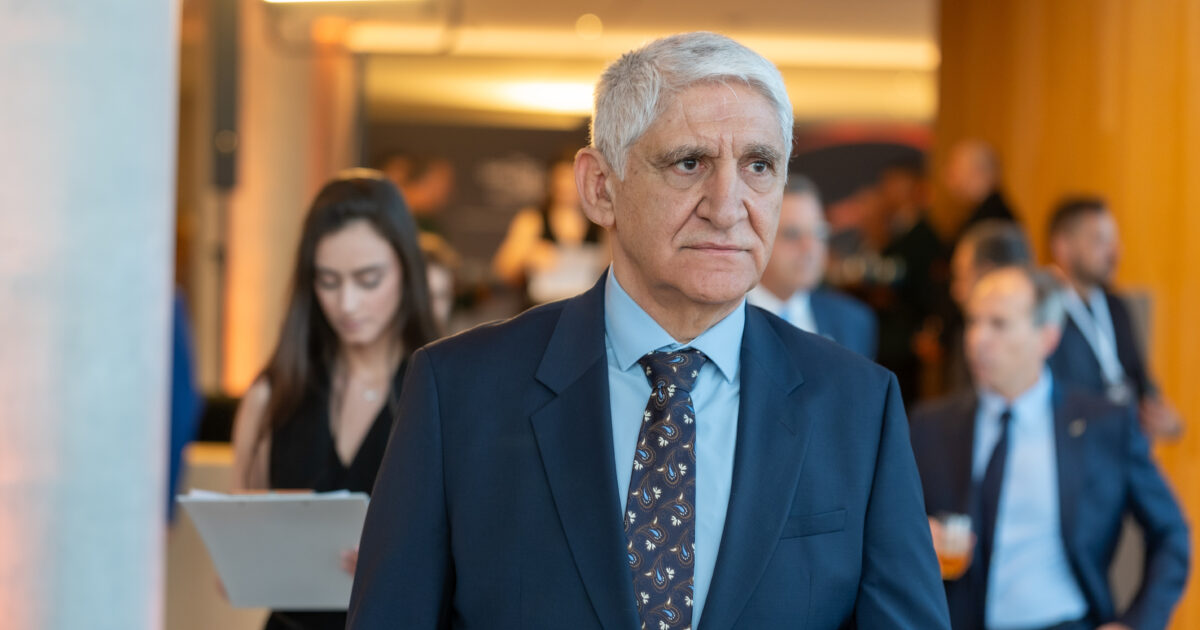giannakis 2 1200x630.jpg