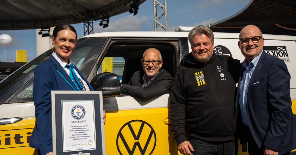 vw id buzz world tour iaa 02 1200x630.jpg